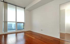 2 dormitorio piso en Yonge Street, Canadá. C$710 000