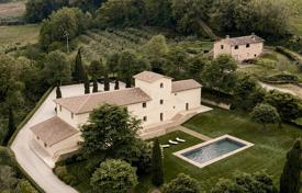 17 dormitorio finca rústica 510 m² en Montespertoli, Italia. 2 450 000 €
