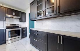 3 dormitorio piso en North York, Canadá. C$850 000