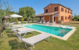 4 dormitorio villa en Riccione, Italia. 3 600 €  por semana