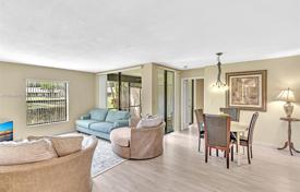 2-dormitorio apartamentos en condominio 104 m² en Boca Raton, Estados Unidos. $335 000