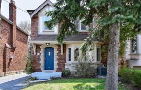 Casa de pueblo – North York, Toronto, Ontario,  Canadá. C$2 110 000