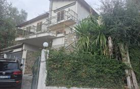 Villa – Bordighera, Liguria, Italia. 720 000 €
