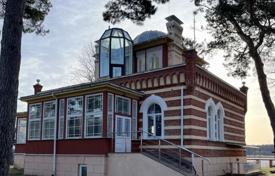 5 dormitorio casa de pueblo 345 m² en Jurmala, Letonia. 550 000 €