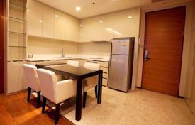 2-dormitorio apartamentos en condominio en Khlong Toei, Tailandia. $381 000