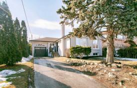 Casa de pueblo – Etobicoke, Toronto, Ontario,  Canadá. C$1 616 000