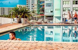Condominio – West Avenue, Miami Beach, Florida,  Estados Unidos. $449 000