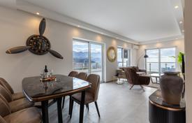 3 dormitorio piso 155 m² en Bečići, Montenegro. 699 000 €