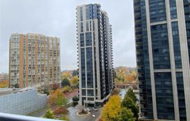 4 dormitorio piso en Yonge Street, Canadá. C$778 000