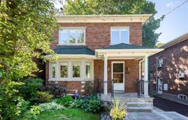 Casa de pueblo – Old Toronto, Toronto, Ontario,  Canadá. C$2 218 000