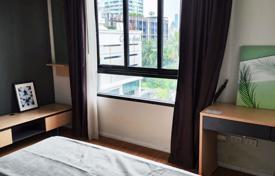 2-dormitorio apartamentos en condominio en Khlong Toei, Tailandia. $255 000