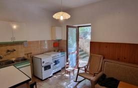 5 dormitorio casa de pueblo 180 m² en Senj, Croacia. 250 000 €