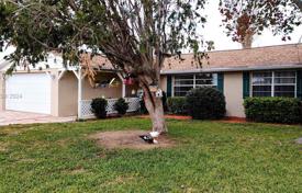 3 dormitorio casa de pueblo 215 m² en Florida, Estados Unidos. $332 000