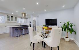 8 dormitorio casa de pueblo en North York, Canadá. C$2 080 000