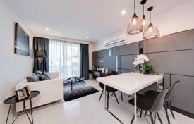 2-dormitorio apartamentos en condominio en Bang Rak, Tailandia. $231 000