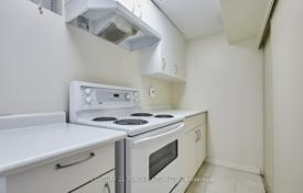 9 dormitorio casa de pueblo en Scarborough, Canadá. C$1 290 000