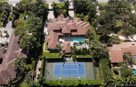 Villa – Miami, Florida, Estados Unidos. 2 525 000 €