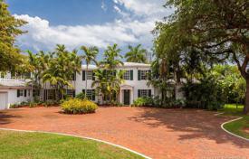 9 dormitorio villa 636 m² en Miami Beach, Estados Unidos. $6 300 000
