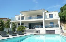 Villa – Provenza - Alpes - Costa Azul, Francia. 7 800 €  por semana