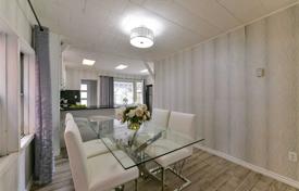 7 dormitorio casa de pueblo en York, Canadá. C$1 273 000