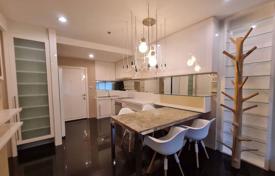 2-dormitorio apartamentos en condominio en Watthana, Tailandia. $225 000