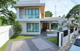 4 dormitorio villa 236 m² en Pattaya, Tailandia. $653 000