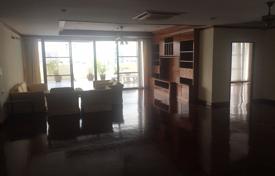 4-dormitorio apartamentos en condominio en Watthana, Tailandia. $2 800  por semana