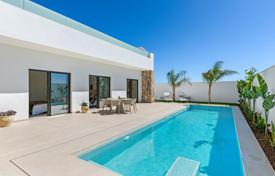 3 dormitorio villa 130 m² en Los Alcazares, España. 690 000 €