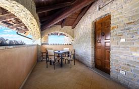 8 dormitorio villa en Piedmont, Italia. 1 690 000 €