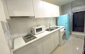 1-dormitorio apartamentos en condominio en Chatuchak, Tailandia. $121 000