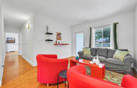 3 dormitorio casa de pueblo 167 m² en Miami, Estados Unidos. $699 000