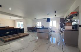5 dormitorio casa de pueblo 112 m² en Bregi, Croacia. 720 000 €