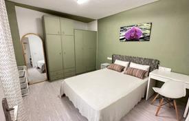 Bonito piso con 2 habitaciones en Mas Baell. 156 000 €