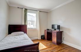 10 dormitorio casa de pueblo en Toronto, Canadá. C$1 665 000