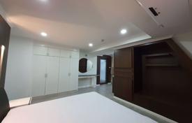 3-dormitorio apartamentos en condominio en Watthana, Tailandia. $373 000