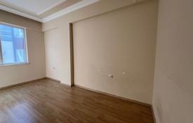 Piso 95 m² en Konyaalti, Turquía. $154 000