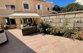 4 dormitorio chalet 150 m² en Costa Adeje, España. 595 000 €