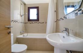 3 dormitorio adosado en Limasol (Lemesos), Chipre. 420 000 €