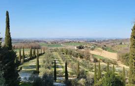 Terreno en Chiusi, Italia. 1 850 000 €