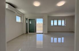4 dormitorio piso 123 m² en Crikvenica, Croacia. 380 000 €