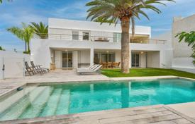 Villa – Costa del Silencio, Islas Canarias, España. 880 000 €