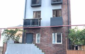 7 dormitorio casa de pueblo 172 m² en Vake-Saburtalo, Georgia. $180 000