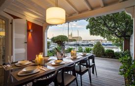 10 dormitorio villa 400 m² en Grimaud, Francia. Price on request