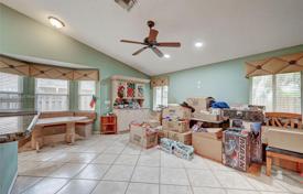 Casa de pueblo – Coconut Creek, Florida, Estados Unidos. $581 000