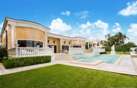 7 dormitorio villa 335 m² en Miami Beach, Estados Unidos. 18 357 000 €