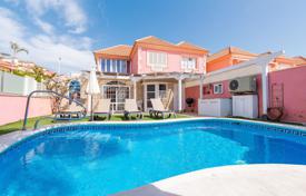 3 dormitorio villa 212 m² en Costa Adeje, España. 1 339 000 €