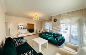 4 dormitorio piso 135 m² en Mersin (city), Turquía. $114 000