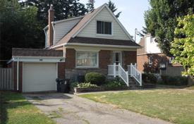 6 dormitorio casa de pueblo en East York, Canadá. C$1 565 000
