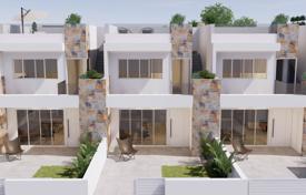 4 dormitorio adosado 100 m² en Alicante, España. 294 000 €