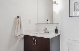 5 dormitorio piso en Old Toronto, Canadá. C$789 000